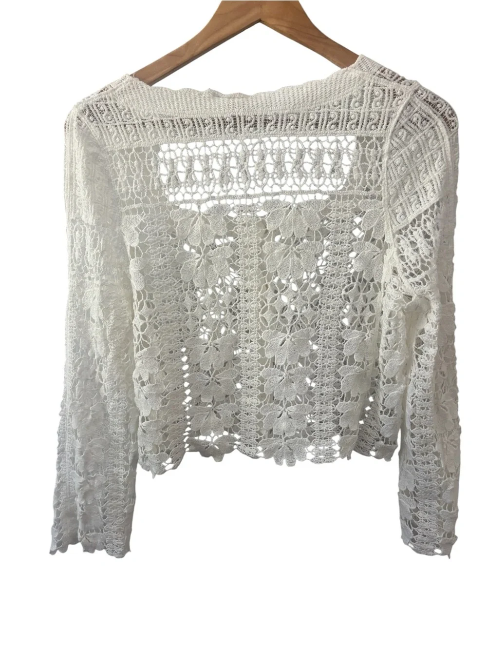 Gypsy Rose White Crochet Cardigan Floral Lace Pattern One Size Whimsy Coquette